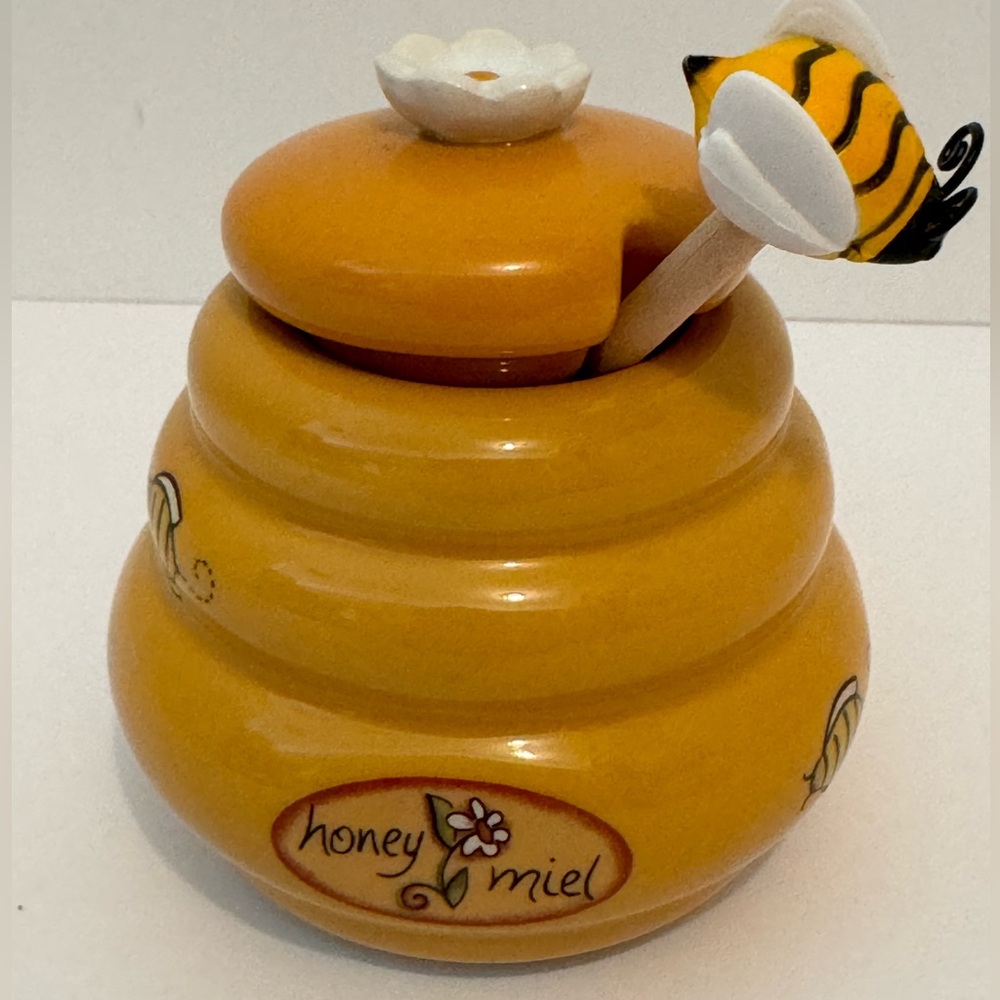 Honey Pot Beehive Honey Miel Lidded Ceramic Pot with Wood Dipper